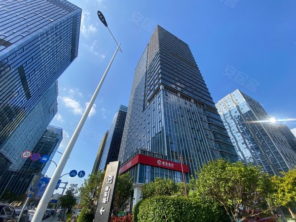 东莞南城南城车站浙商大厦(商住楼)地铁口工作室 装修好100平 有独立