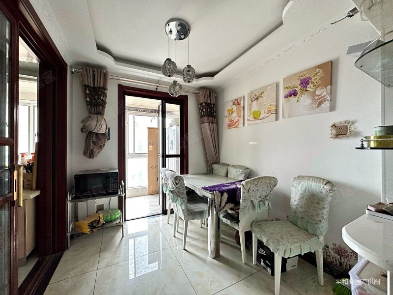 世纪大道双地铁口 怡景华庭 佳龙大沃城小三室 南北双阳台,怡景华庭