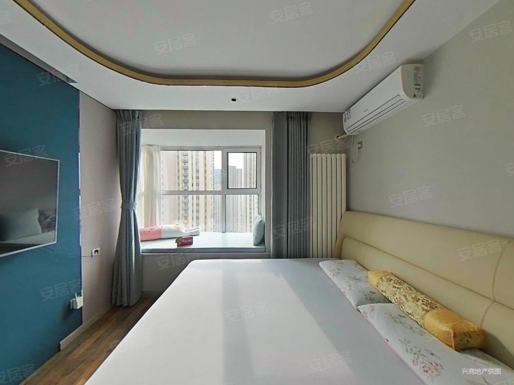 中建国际港4室1厅2卫153.64㎡南北650万