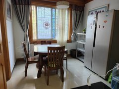 衢州柯城南区百汇路，银桂小区架上一楼，80平，2室2厅1卫，精装修拎包入出租房源真实图片