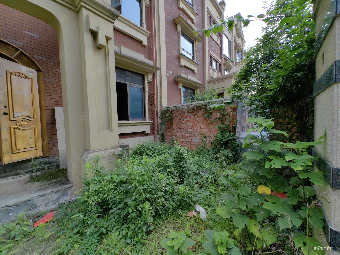 蓝花楹(别墅)二手房,950万,5室2厅,4卫,227.13平米-成都安居客