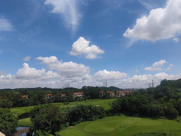 深圳龙华观澜观澜湖比佩亚大宅观澜湖精装三房,家私齐全双球场景观,临