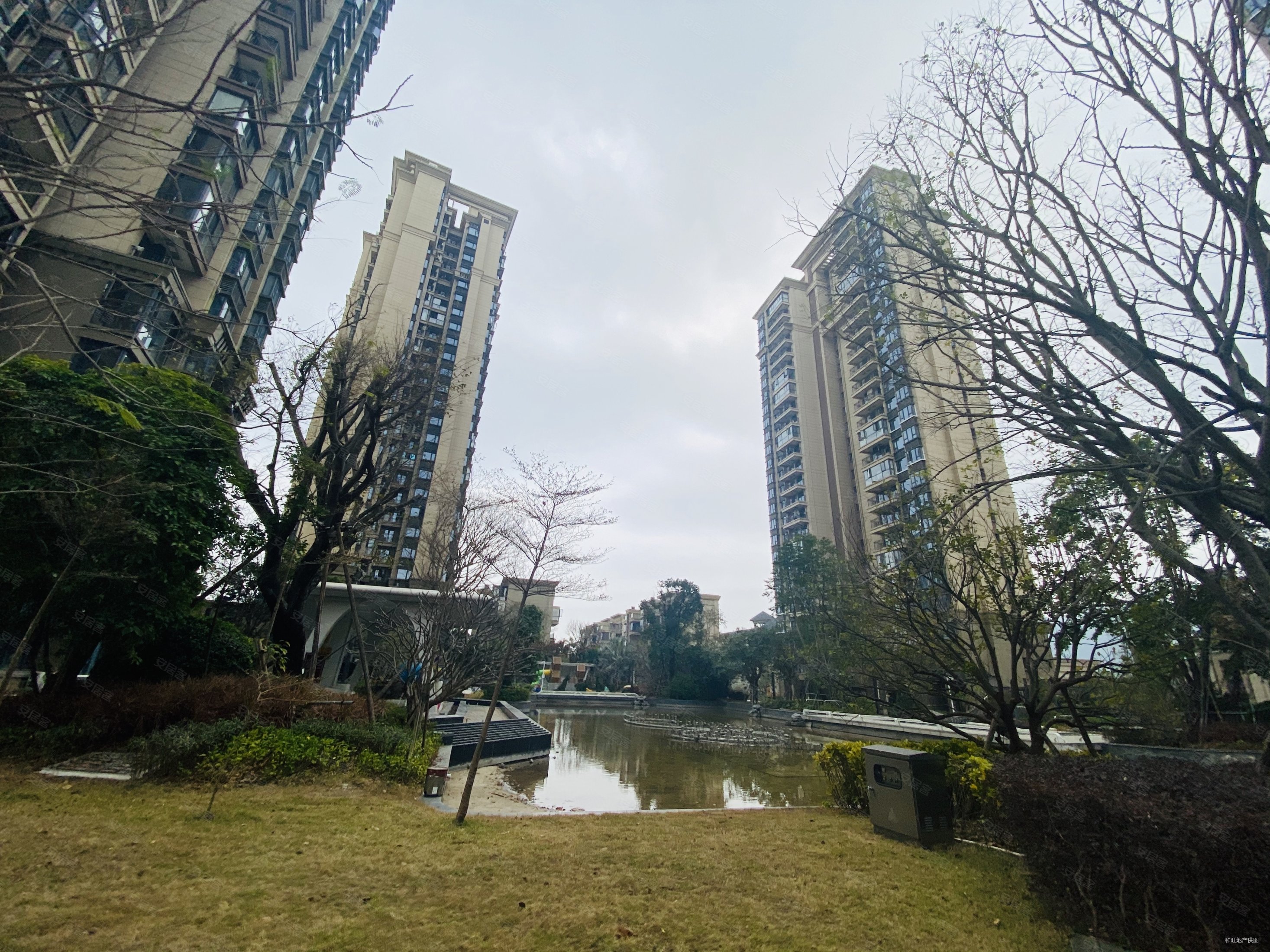 唐家湾轻轨站全新电梯两房保养全新楼距很宽,恒大云锦花园二手房,165