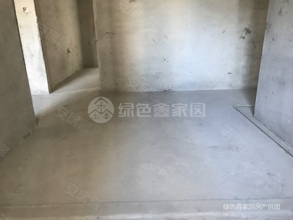 龙地锦园3室2厅2卫100.3㎡南北68万