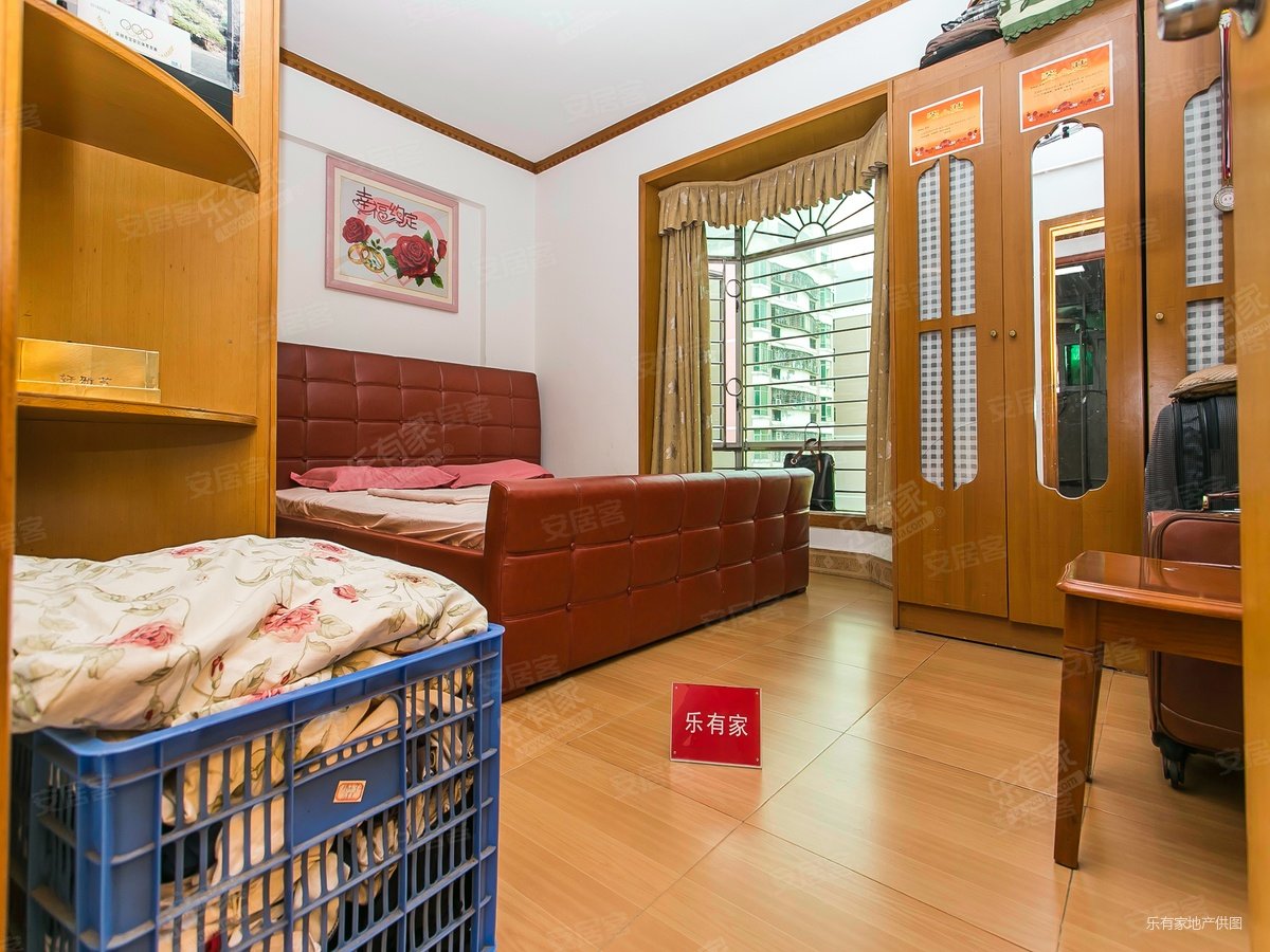 泰华锦绣城2室2厅1卫79.5㎡南北312万