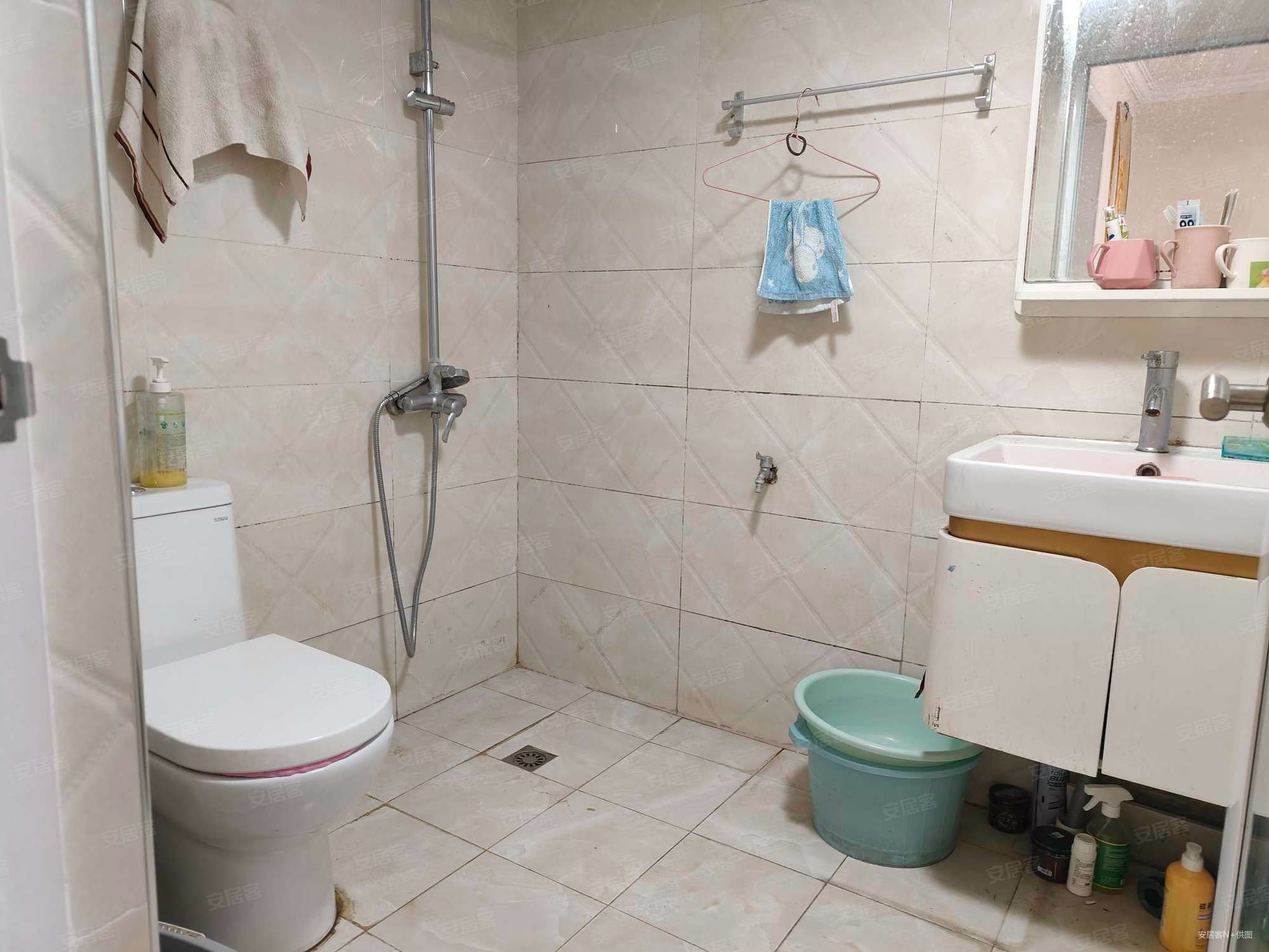 众联天美国际2室2厅2卫43.04㎡北42万