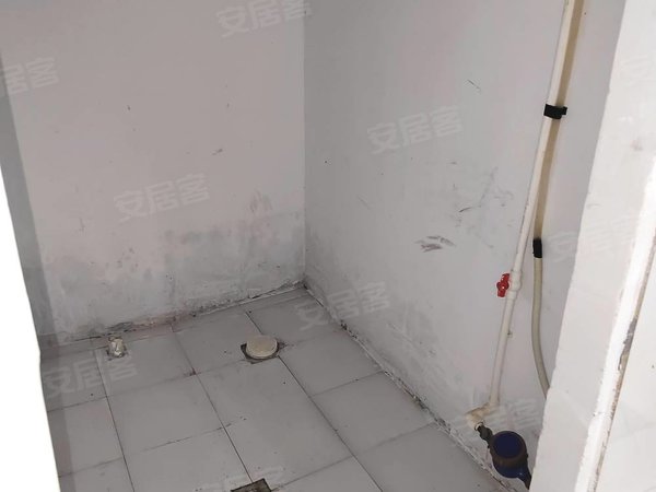 绍兴柯桥滨海秋实公寓(东区)秋实公寓主卧出租独立厨房卫生间带一个储