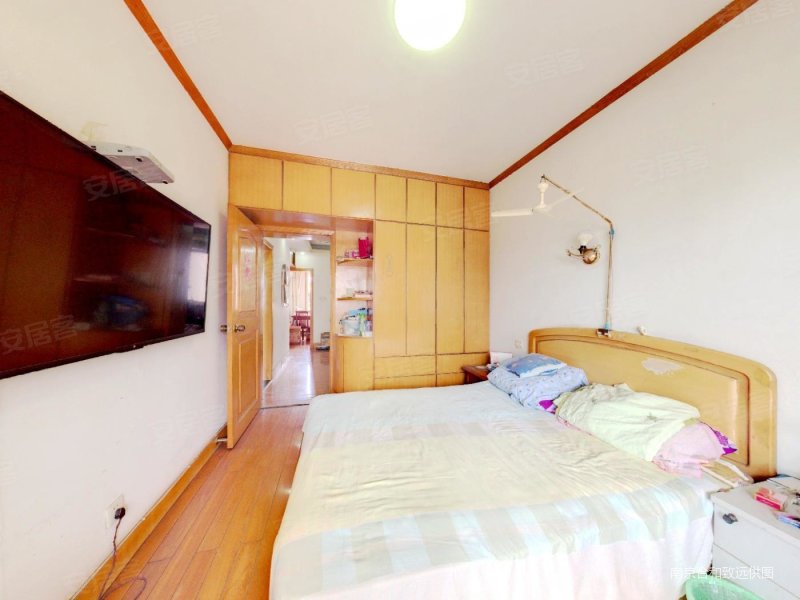 低总价,南北通透,诚心出售