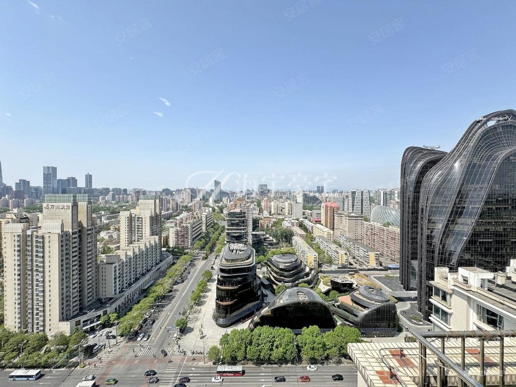 棕榈泉顶层复式,超大采光面,层高舒适,性价比高,同公园大道