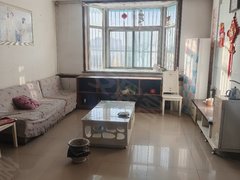 临清大辛庄清华园中学玲珑苑4楼，93平方，2室2厅，带储藏室，整体出租房源真实图片