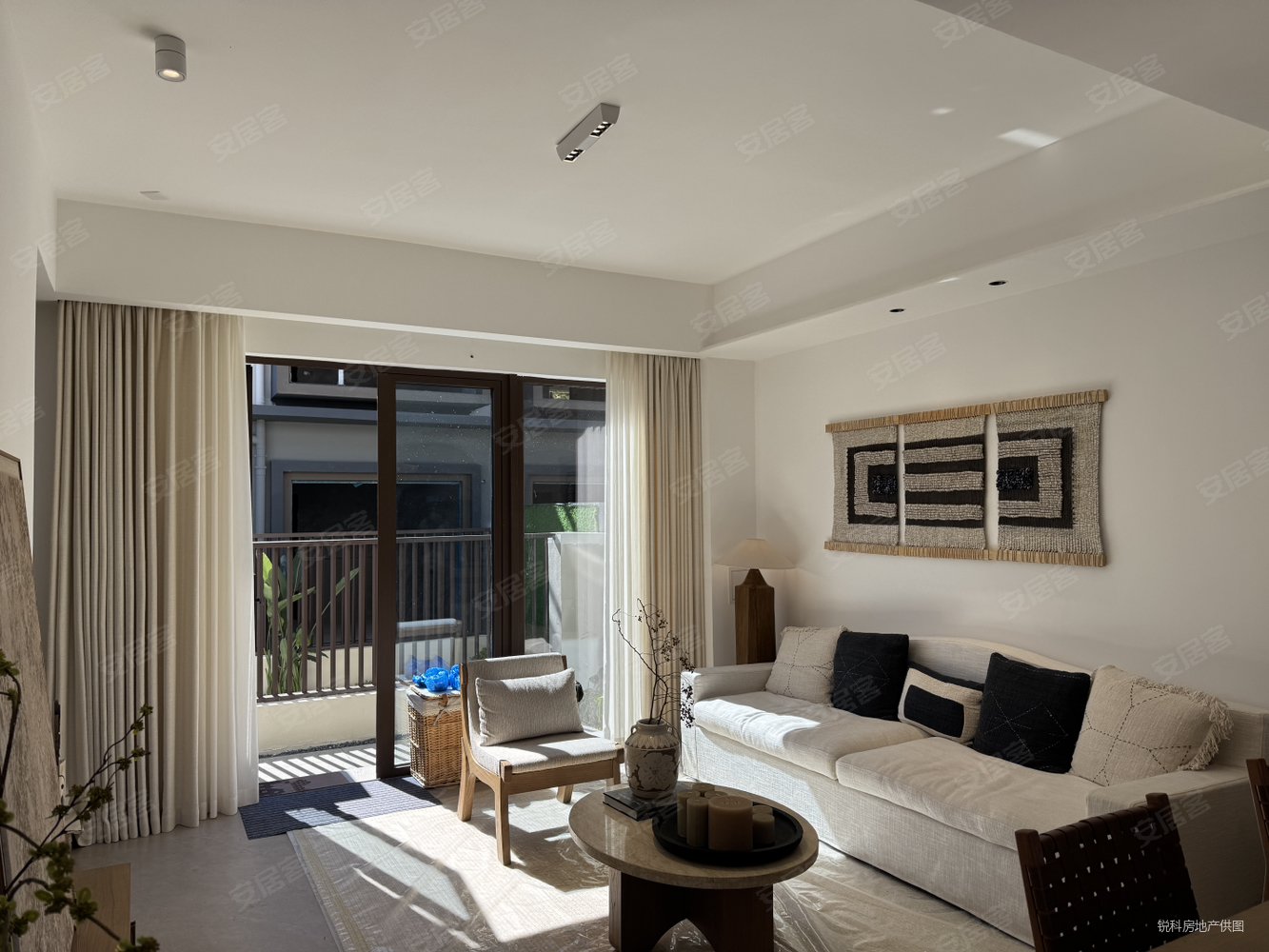 大理的小院子北区2室2厅2卫150㎡南北180万