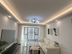 烟台莱山大学城万象府精装三居 临迎春大街 佳世客 烟大 万象汇 市政府出租房源真实图片