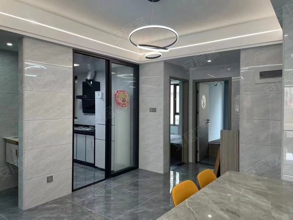 泉州晋江阳光广场阳光首府阳光时代商圈阳光首府 3室2厅2卫 配套齐全