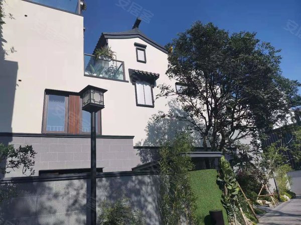 厦门翔安新圩首开万科璞悦山首开万科璞悦山白鹭郡温泉别墅可以烧烤