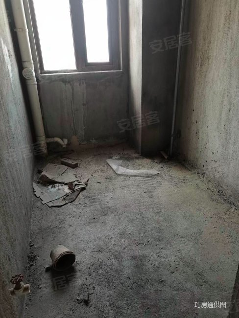 星洲国际 高楼层视野好 楼龄新 刚需小三居 医疗配套成熟