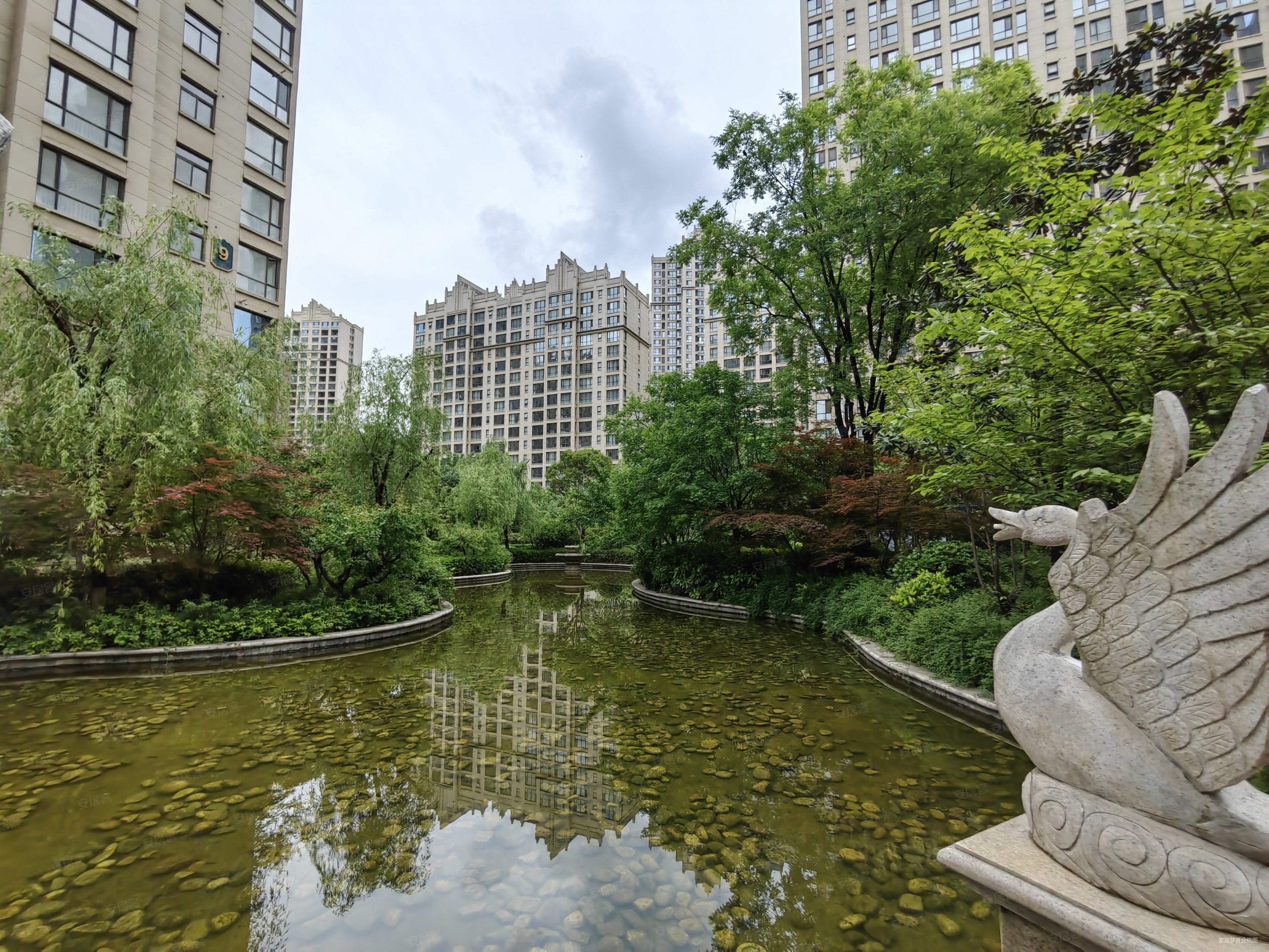 海德堡park3室2厅1卫99.09㎡南214.9万