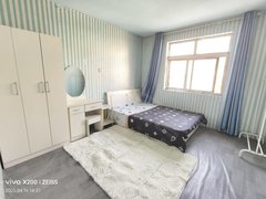 青岛城阳区政府地铁旁精装修2楼2人用一个卫生间,吃行非常方便,可月付出租房源真实图片