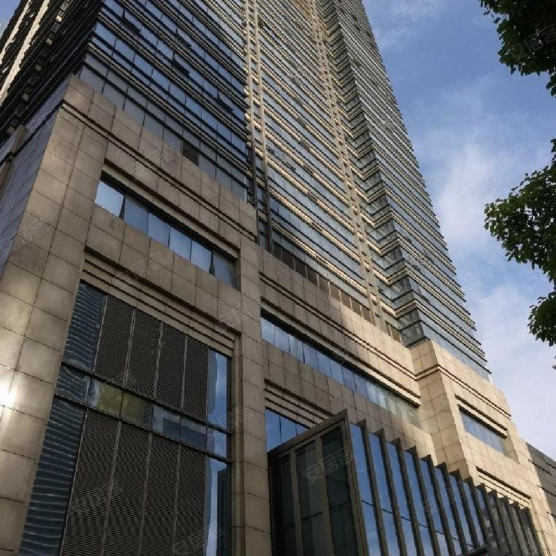 17:42:09小区户型环球188共两幢楼,一幢为70年产权住宅楼,一幢为办公