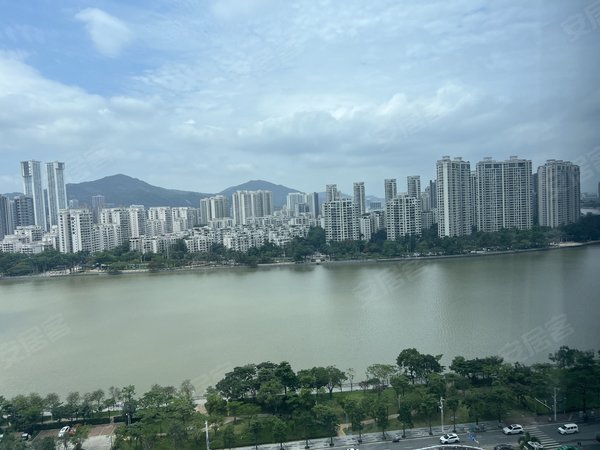 中海环宇城 河景三房 空房 可做工作室 随时看房,香洲租房-珠海58安居