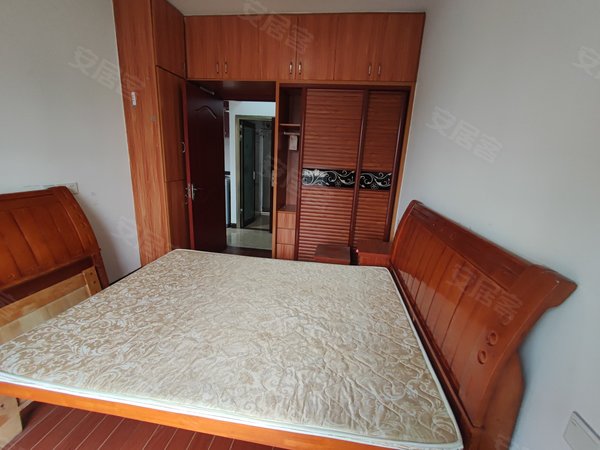 福州台江万宝福机新苑二区福机新苑二区 2室1厅1卫  电梯房 精装修60