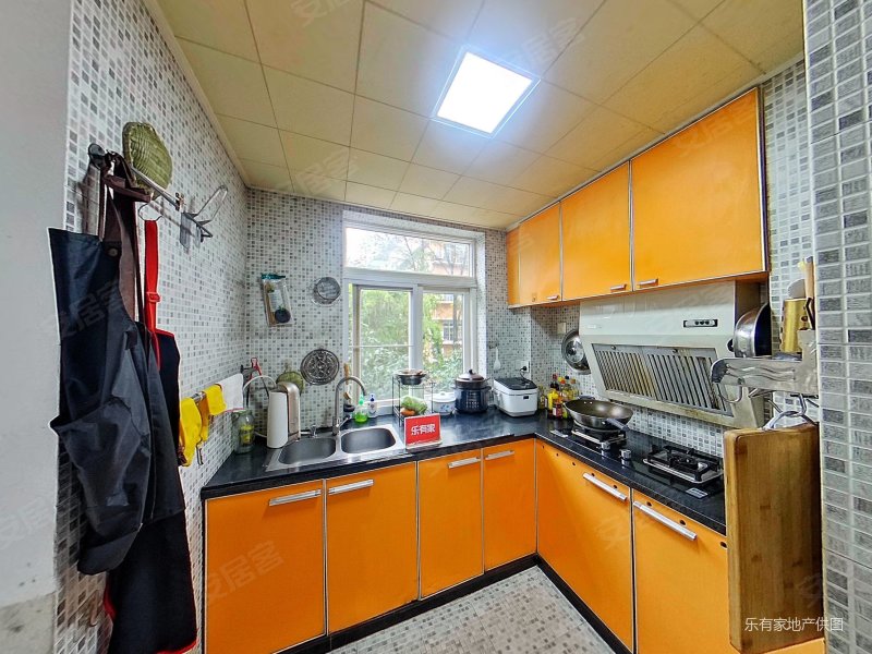 丰泽湖山庄2室2厅1卫85.6㎡南北495万