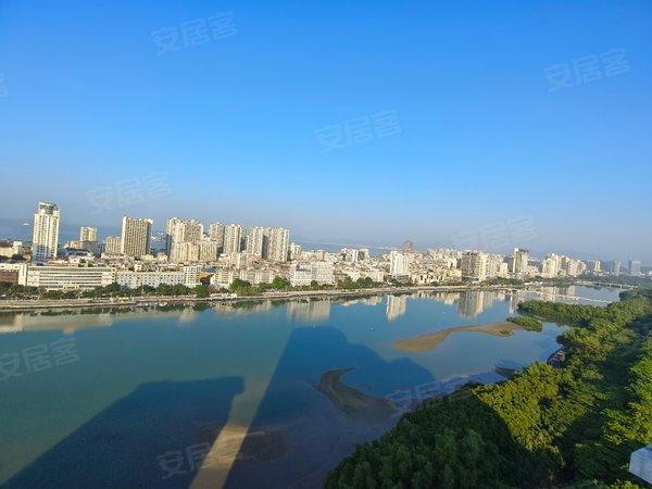 三亚吉阳商品街人文水岸(一期)三亚河东路教育局旁高层河景四房长租