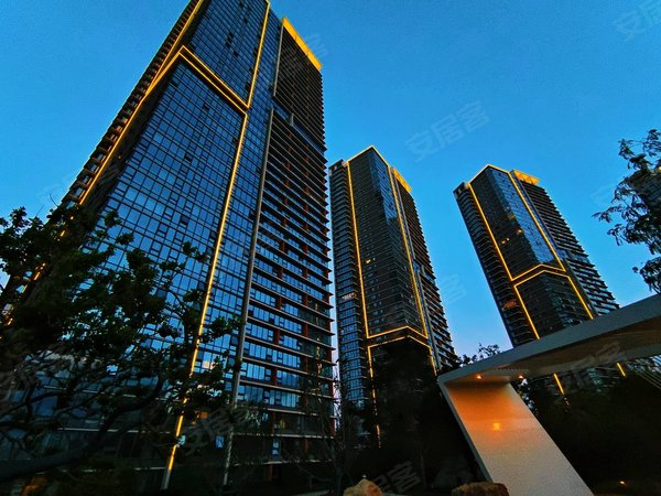 大理大理市洱海国际生态城万科大理拾叁月可月租周租,拎包入住海景