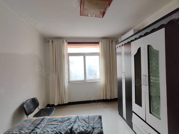 漯河召陵召陵城区旺旺家缘人民医院旁旺旺家缘精装三室两厅两卫南北