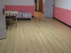 凤城凤凰大街凤城城区亿丰建材院里130平 1500一月 另有多套公寓出租出租房源真实图片