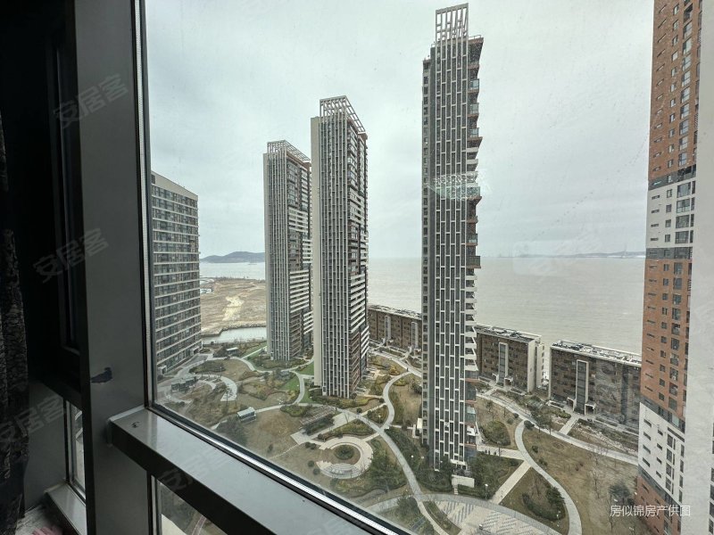 急售 湾九里高档小区2室2厅1卫精装修好楼层随时看房,华润威海湾九里