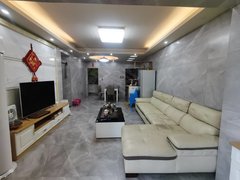 岑溪岑溪城区城区万象公馆精装3房出租,拎包入住电梯房,停车方便。出租房源真实图片