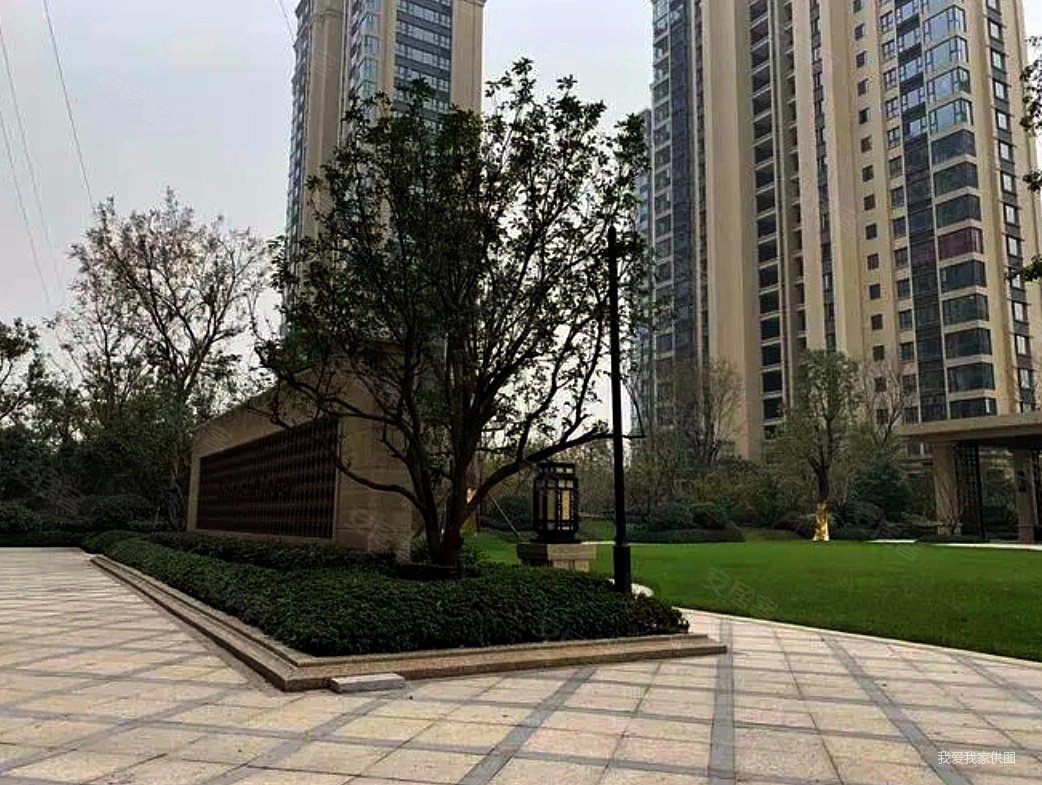 新城香悦奥府3室2厅2卫88.41㎡南北330万