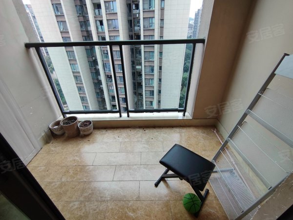 重庆江北鸿恩寺保利江上明珠馨园保利江上明珠馨园 南北通透 96平