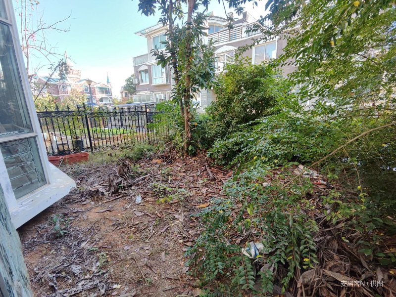 未来海岸(别墅)4室2厅4卫214.94㎡南北120万