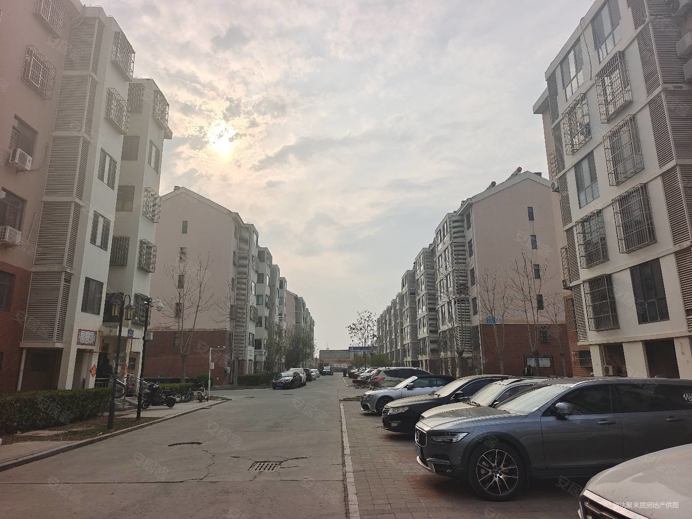 绿景家园洋房两居带装修采光佳南北通透