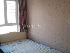 鞍山海城永安路丽水蓝湾回迁楼2室1厅年租8000不包费用设施齐全出租房源真实图片