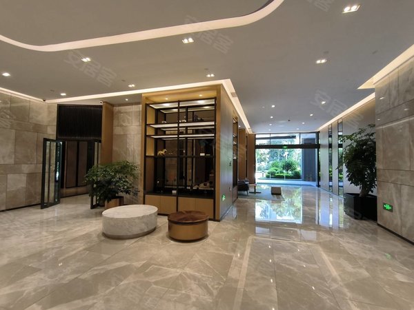 中山东区利和广场紫马奔腾(商住楼)盛景尚峰cbd电梯豪装两房家私电器