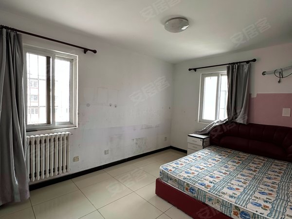 北京海淀四季青京泉馨苑东里海淀 闵庄路 京泉馨苑东里  60平 有钥匙