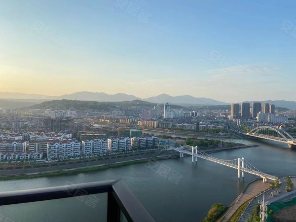 绍兴嵊州城区江湾1号天玺湾碧桂园天玺湾.可押一付三.