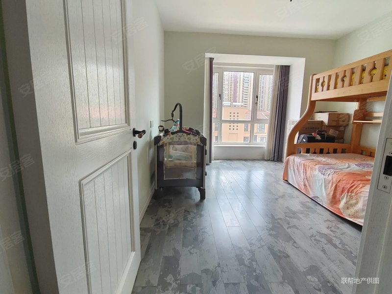 威海房产网>威海二手房>经区二手房>皇冠二手房>悦海世家>800_600