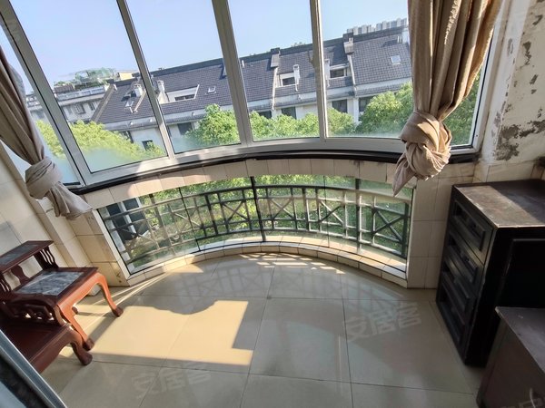 杭州滨江西兴河畔花园河畔花园北塘河小区地铁一号线出租房源真实图片