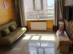 海拉尔河西伊仕丹购物广场友谊南苑 电梯中层 年租年付包取暖物业一室一厅一卫拎包入住出租房源真实图片