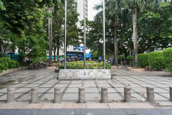 旭飞花园(福田)