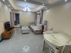 霍邱新店新店市场苏润二室二厅，配套齐全，每月1000元，随时看房出租房源真实图片