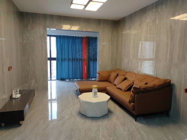 福州福清龙山君安融著龙山街道喜盈门旁君安融著精装三室两厅两卫首租