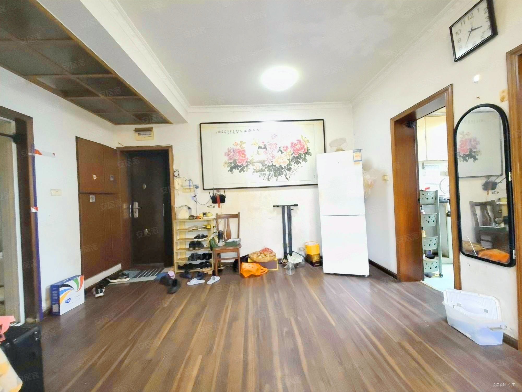 青山区29街坊2室2厅1卫72㎡南北58万