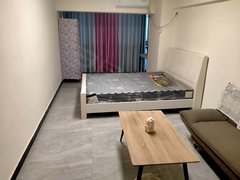 临沂费县费县城区国际商贸城一室一厅,月租700到1300,可长租可短租。出租房源真实图片