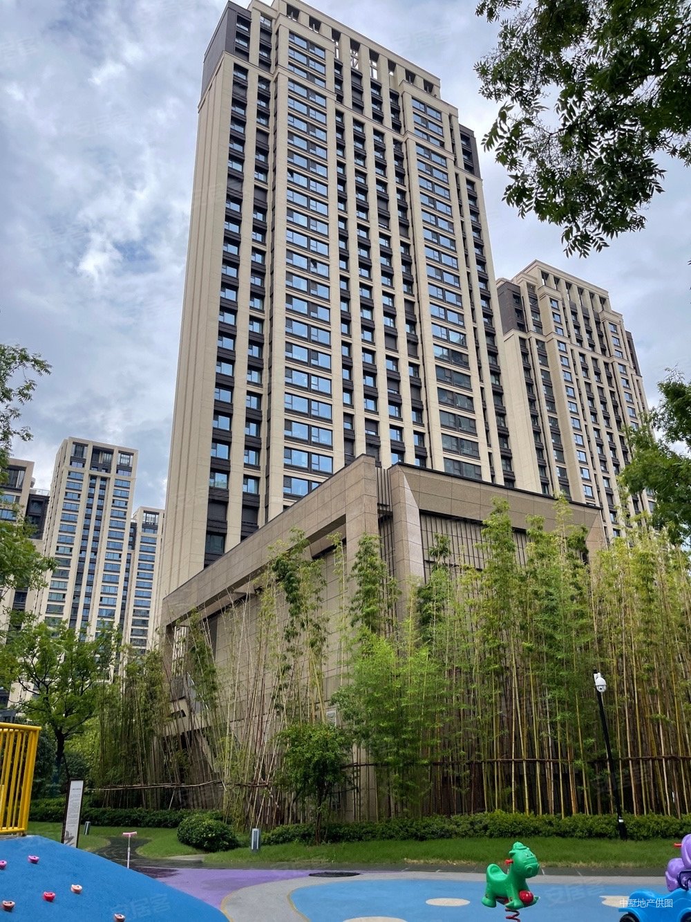 看房方便有钥匙,天鹅湖moma二手房,400万,3室2厅,1卫,92平米-合肥安居