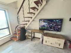 吉林船营中东押一付一，西山香麓，两个床，复式跃层出租房源真实图片