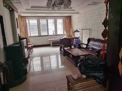 扬中扬中市区市中心富丽花园，2楼3室2厅2卫，精装修，拎包入住，环境好随时看房出租房源真实图片